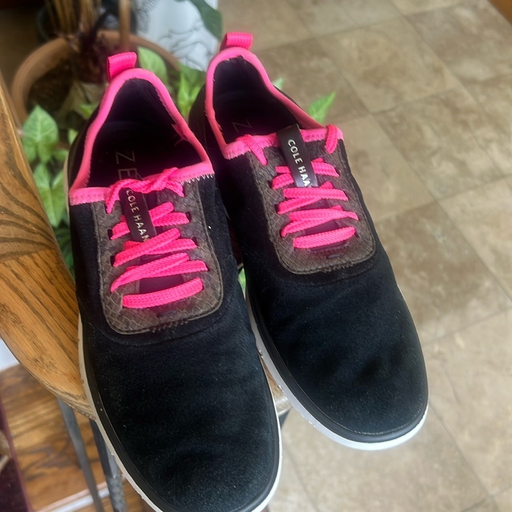 Cole Haan ladies zero grand sneaker very good condition size 8 1/2 - Picture 3 of 11